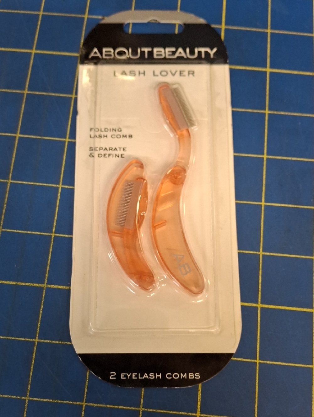 ABOUT BEAUTY Lash Lover Eyelash Combs - New